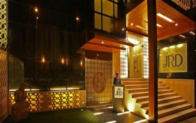 The JRD Luxury Boutique Hotel вид на фасад
