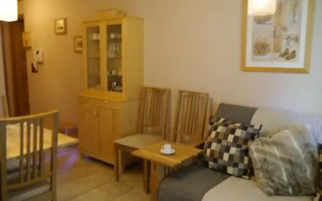 Apartment in Chalet Chamoissiere