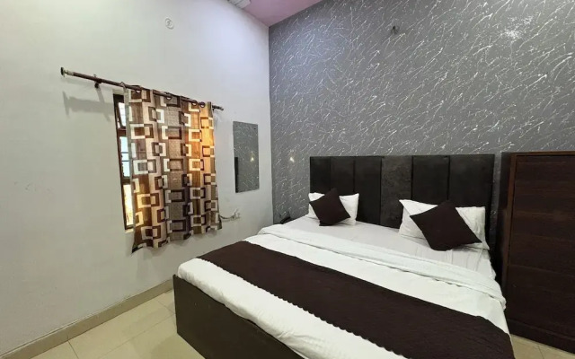 The Grand Plaza Agra