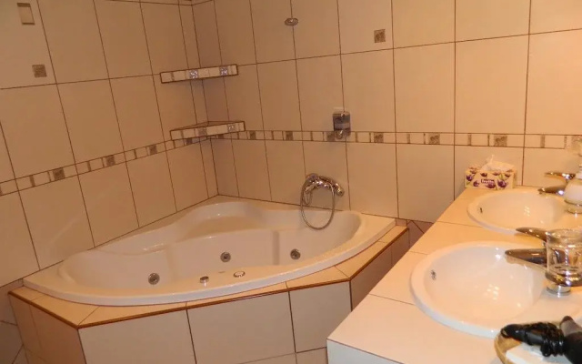 Hotel Slnecny Dvor