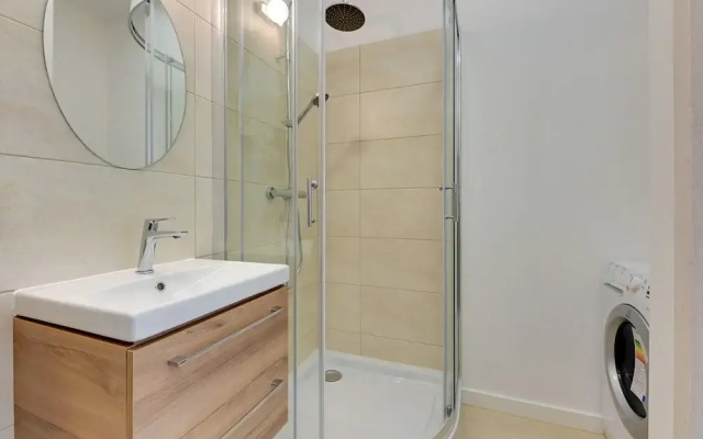 Laguna 3 by Grand Apartments