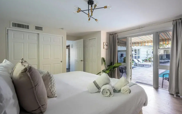 BRIGHT Fort Lauderdale Tropical Retreat