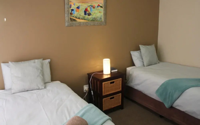 4 Sunset View Self catering