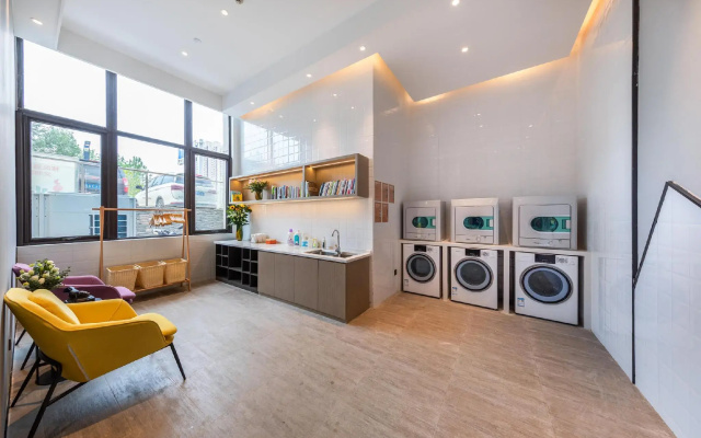 Atour Hotel Hefei Shushan Hi-tech Industrial Park West Changjiang Road