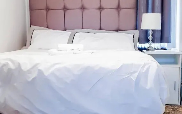 Room-cosy Double Private Bedroom 2-3