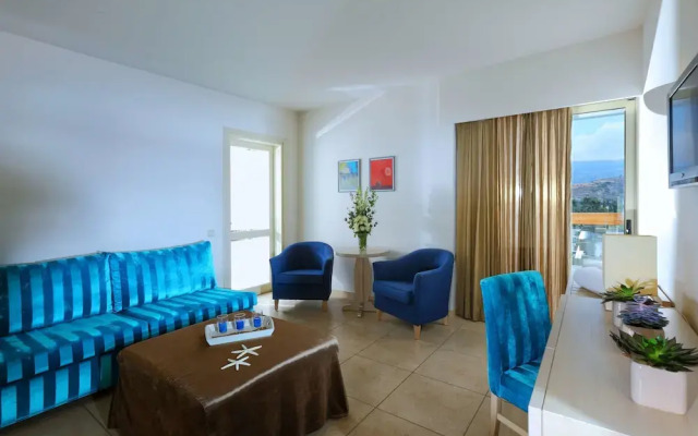 Spezzie Luxury Island Homes
