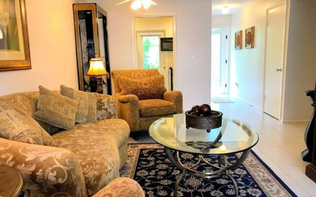 Olde Naples Condo #805