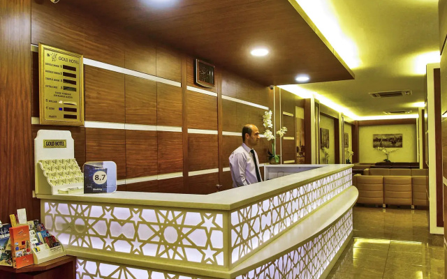 Gold Hotel