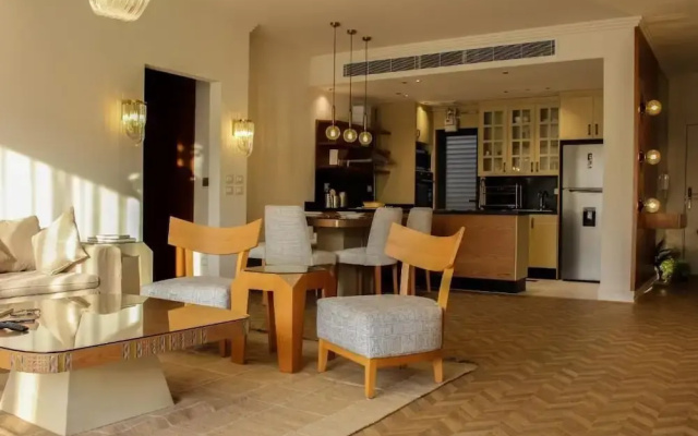 Sahara at Lake View Residence