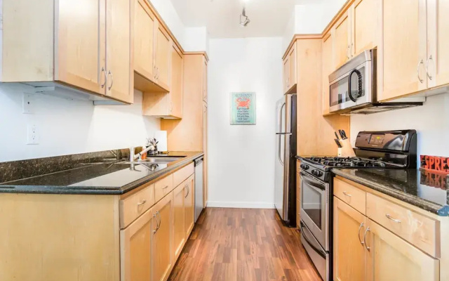 Broadway Apartment