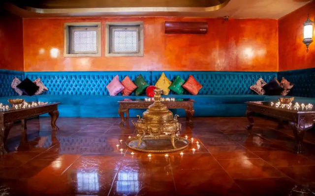 AlaHan Hotel
