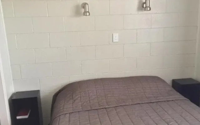 North End Motel
