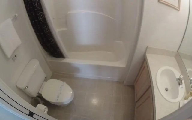 4705 Ainsdale Walk 4 Bedrooms, 3 Bathrooms