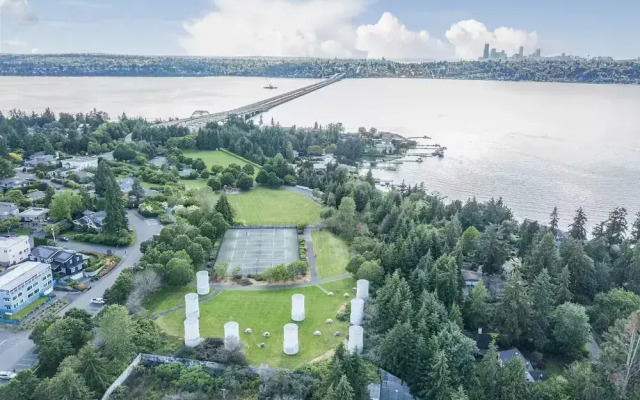Private park in a cozy home next to I-90 huge yard