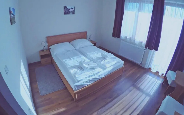 Hotel Halászkert Badacsony