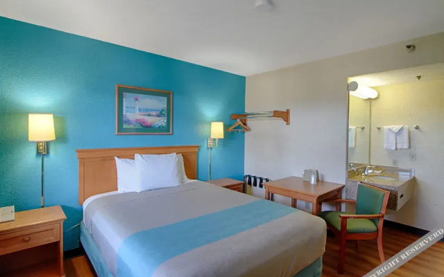 Motel 6 San Diego Mission Valley East
