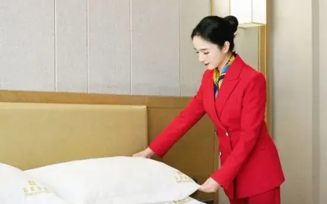 Fuying Hotel (Baoshan Station Wuzhou International Plaza)