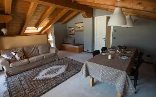 Alpinetouch Apartment