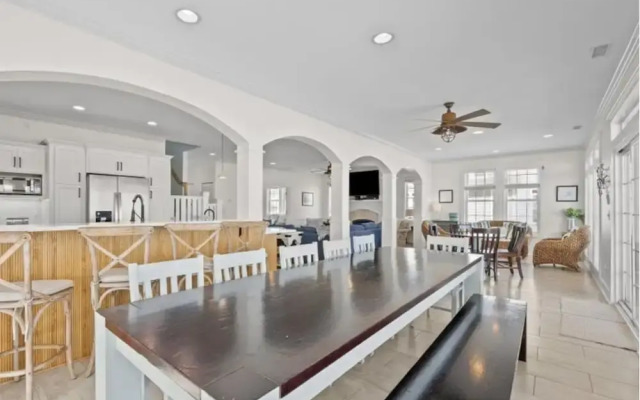Ocean's Edge by Topsail Realty