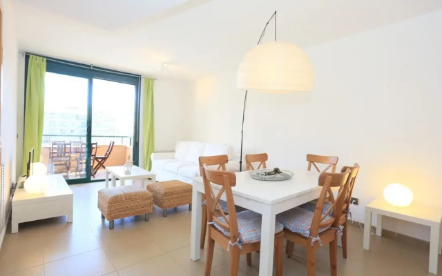 Apartamento Moderno Para 6 Personas en Cambrils