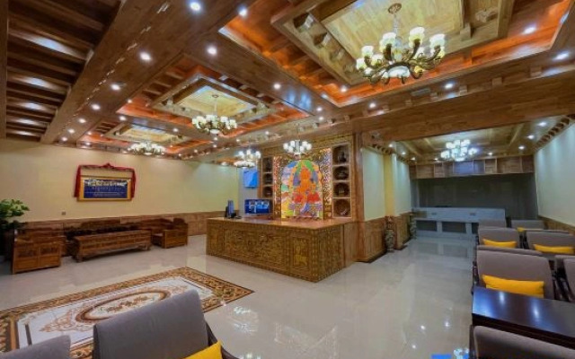 Litang Qianhu Zangzhai Hotel