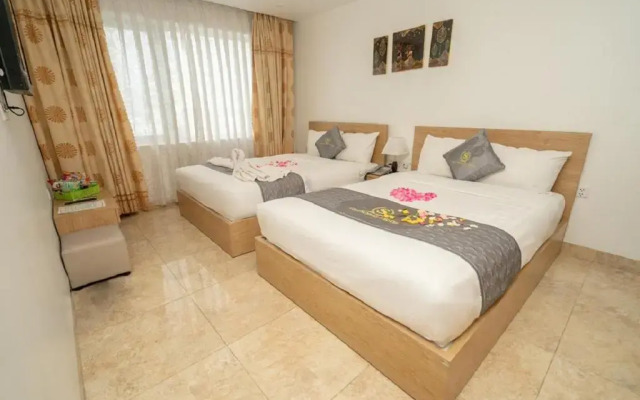 Gold Summer 2 Hotel