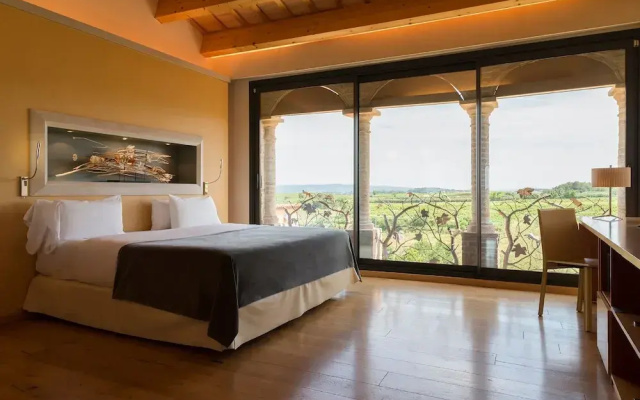 Can Bonastre Wine Resort, The Originals Relais (Relais du Silence)