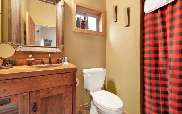 BIG Bear DEN #2152