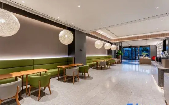 JI Hotel (Heze College Town)