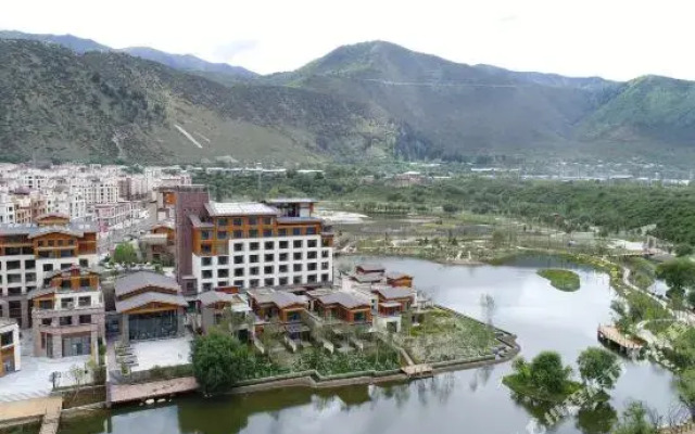 Grand House Tingyue Linzhi