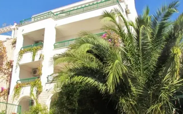 Apartments Tonka Makarska