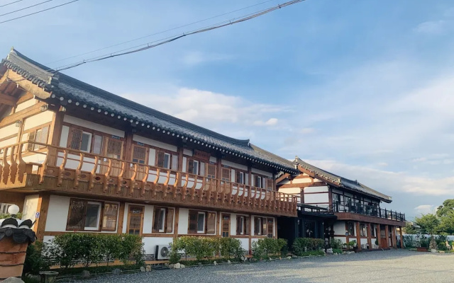 Gyeongju Ran Hanok