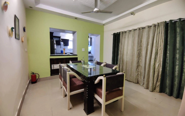 EARTH 3BHK By Wabi Sabi Stays