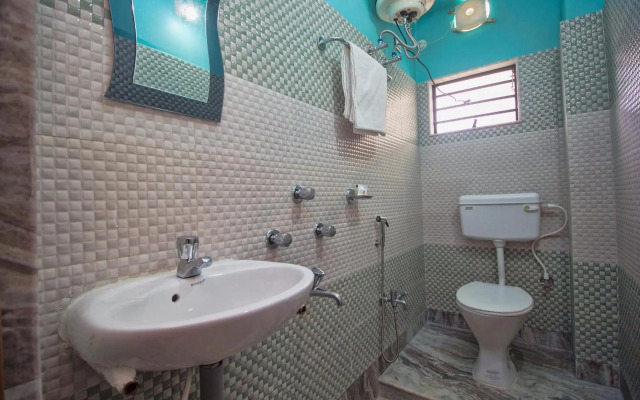 OYO 14795 Hotel Priyanshu