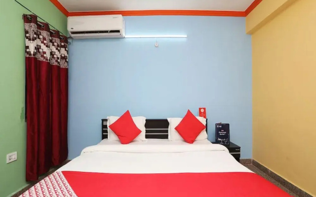 Oyo 23463 Ar Square