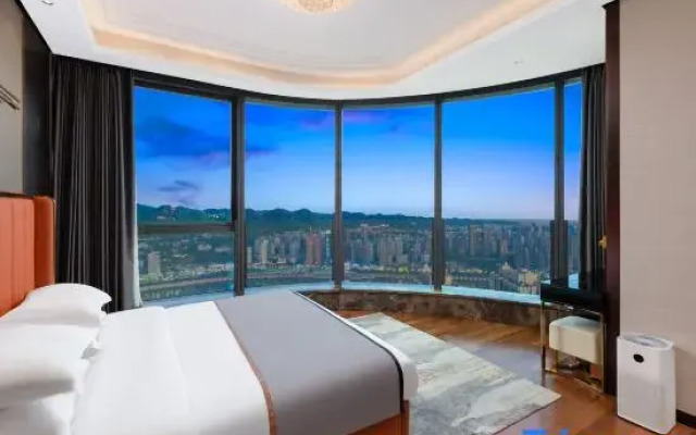 Yunmu International Hotel (Chongqing Jiefangbei Hongyadong Branch)