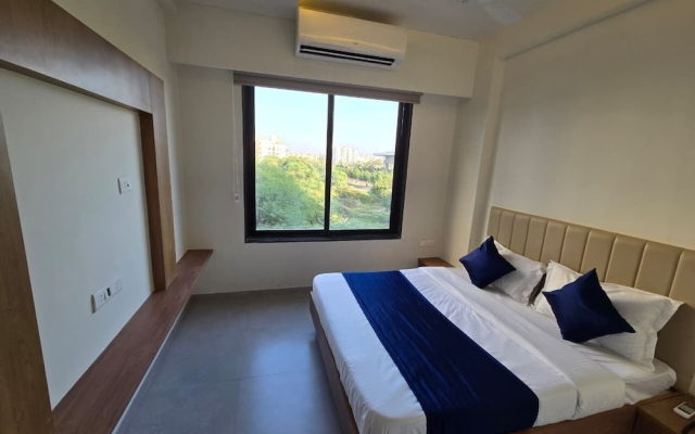 Gajraj Hotel