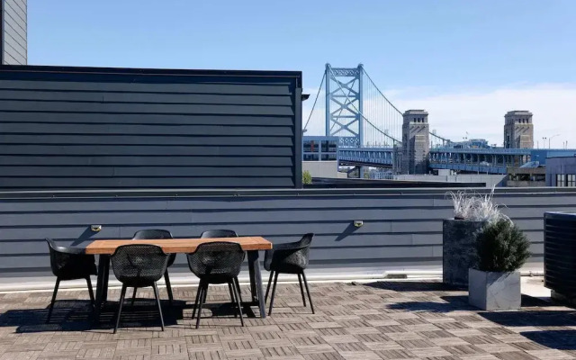 Sosuite 2BR Loft w W/d, Shared Roofdeck
