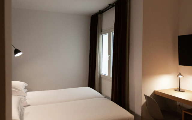 Alexandra Barcelona Hotel, Curio Collection by Hilton