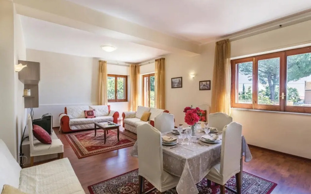 Stunning Home in Zafferana Etnea With 3 Bedrooms and Wifi