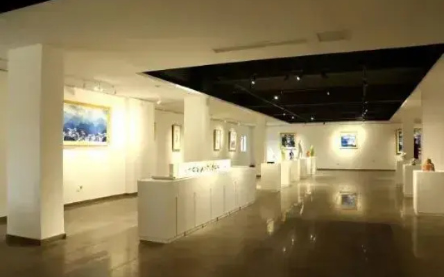 Yunxi Hotel (Ceramic University Imperial Kiln Scenic Area)