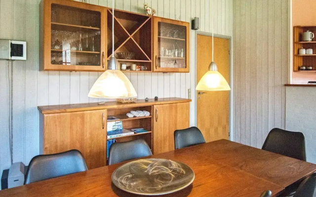 10 Person Holiday Home in Juelsminde