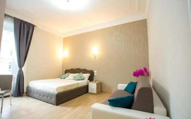 BQ House Castello Luxury Rooms