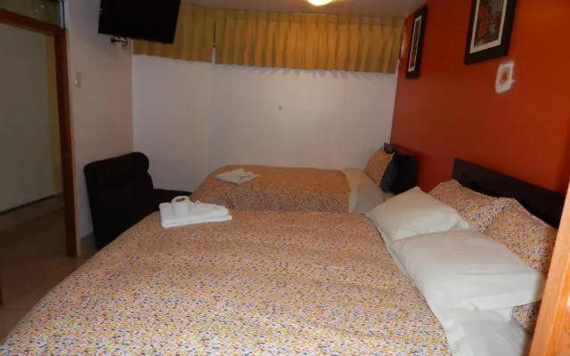 Qori punku - Hostel