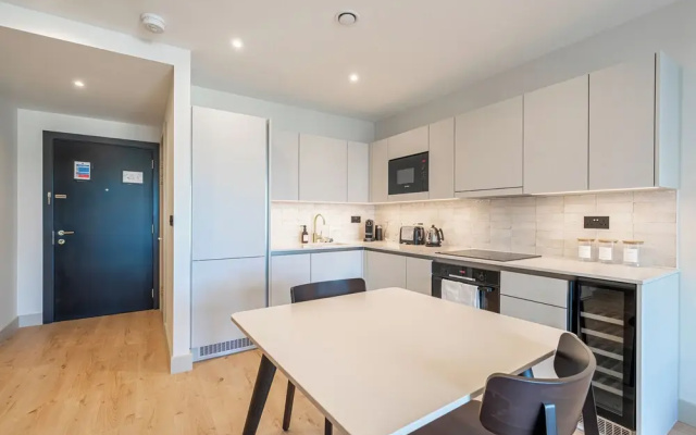 Stylish One-bedroom Haven