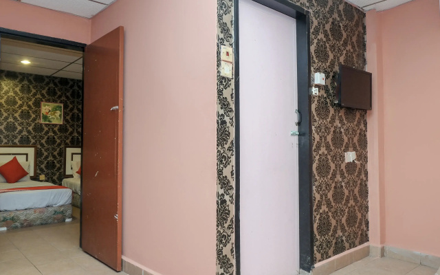 Hotel Tiara by OYO Rooms
