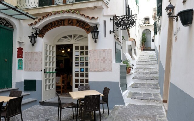 Отель Appartamenti Casamalfi Италия, Амальфи - отзывы, цены и фото номеров - забронировать отель Appartamenti Casamalfi онлайн вид на фасад