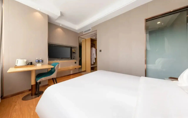 Zmax Hotel (Guangzhou Beijing Road Pedestrian Street, Haizhu Square Metro Station)