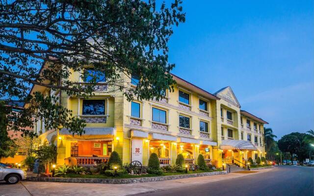 Отель Horseshoe Point Pattaya вид на фасад