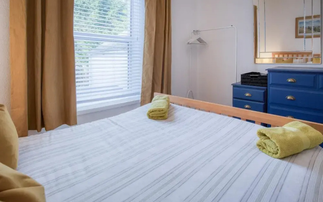 Taliesin - 5 Bedroom Holiday Home - Tenby